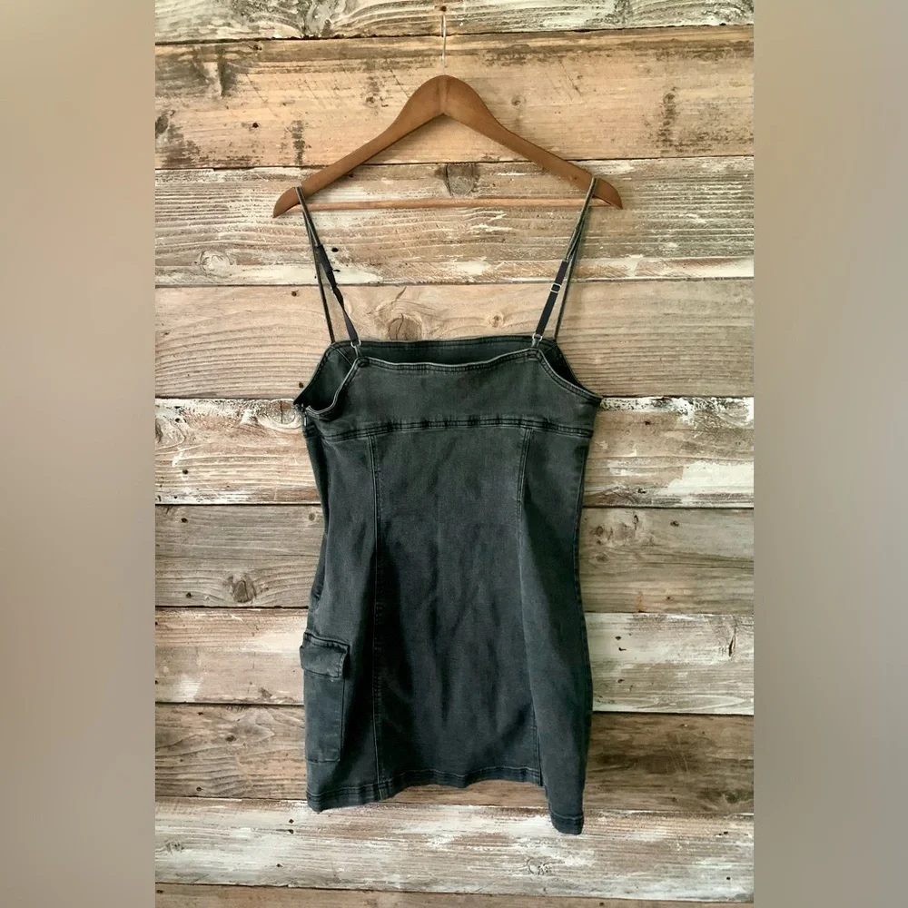 URBAN OUTFITTERS- Denim dress - Picture 5 of 7